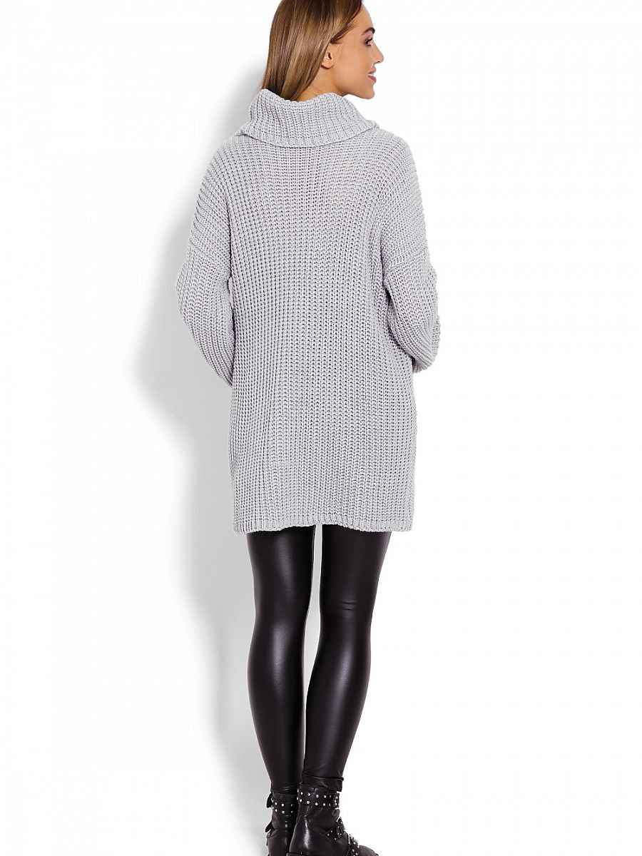 Jersey premamá oversize con cuello alto y mangas acampanadas